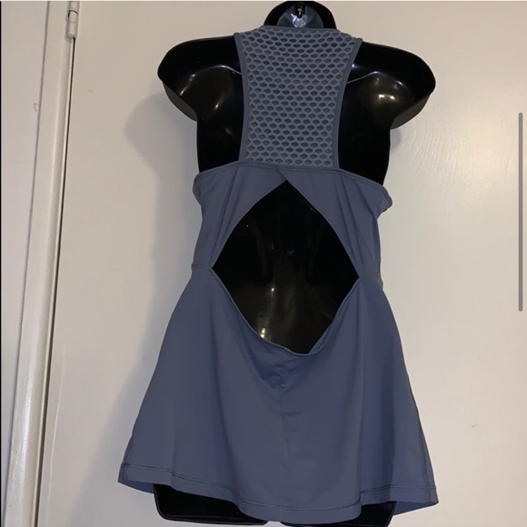 Small Workout Tank Bundle Lorna Jane Gaiam +More - Picture 4 of 6